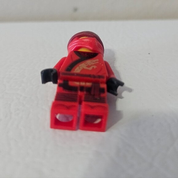 LEGO Ninjago Kai Legacy Minifigure - Picture 5 of 5